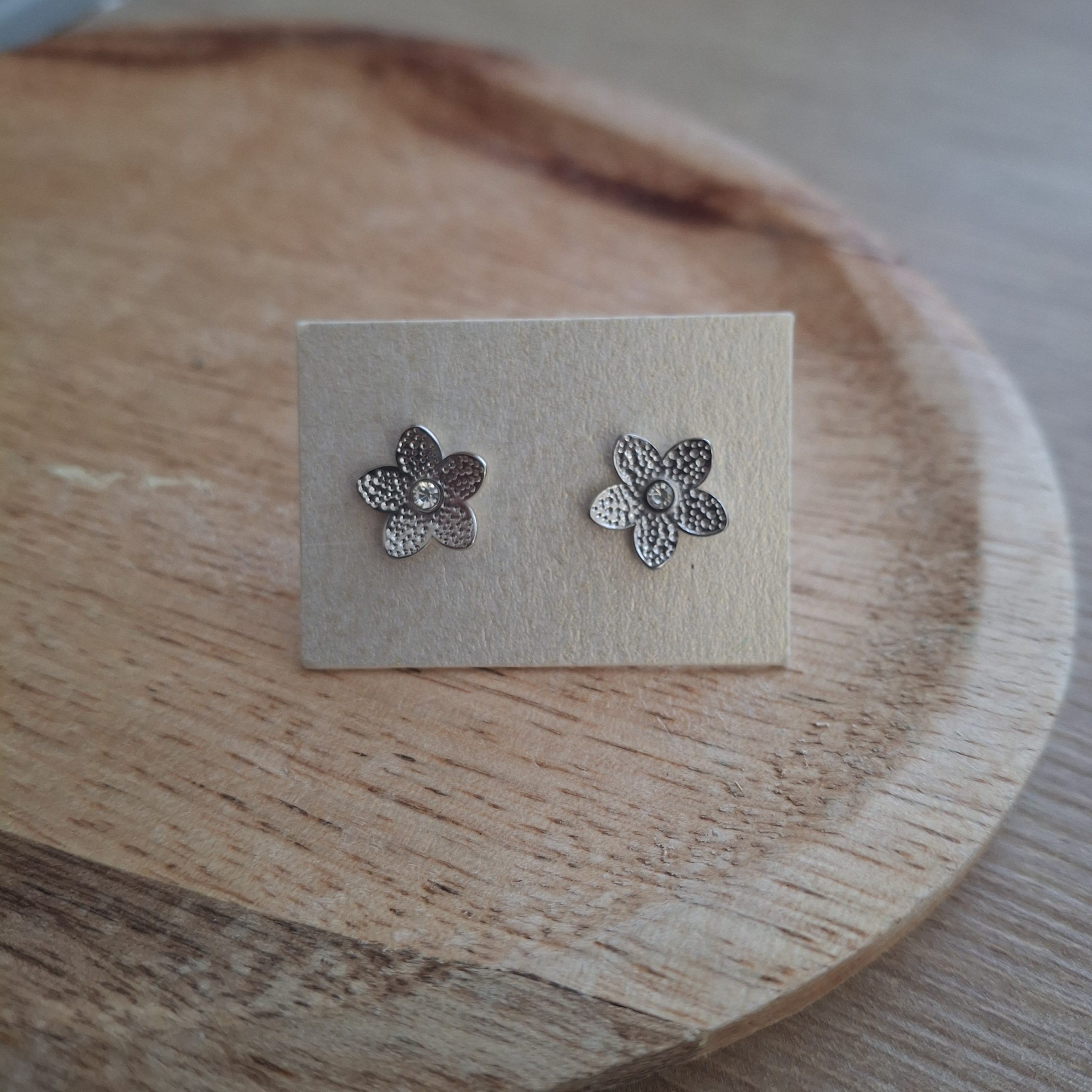 Puces fleur argenté avec strass
