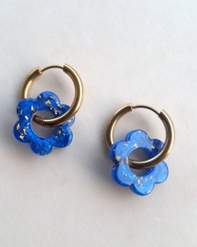 Créoles fleur bleue éclats dorés 💙
