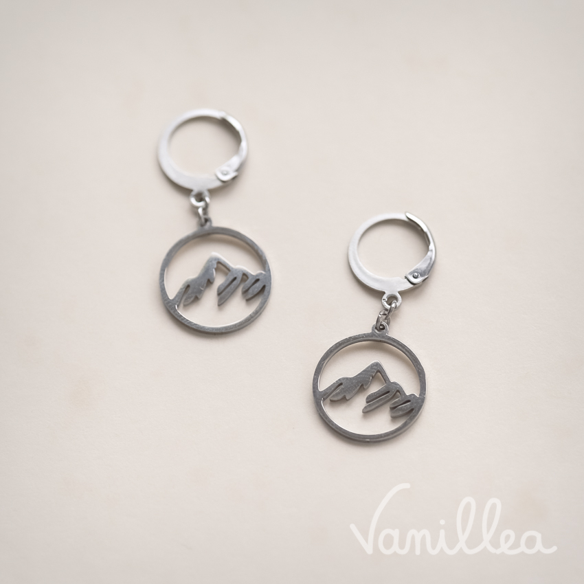 Boucles montagnes argenté minimalistes