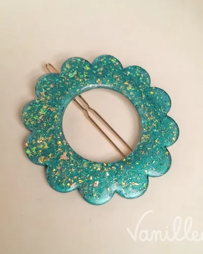 Barrette fleur turquoise pailletée ✨ Calypso