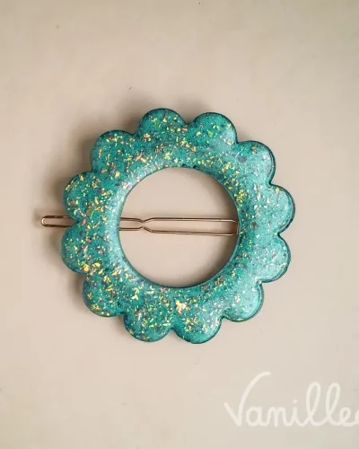 Barrette fleur turquoise pailletée ✨ Calypso