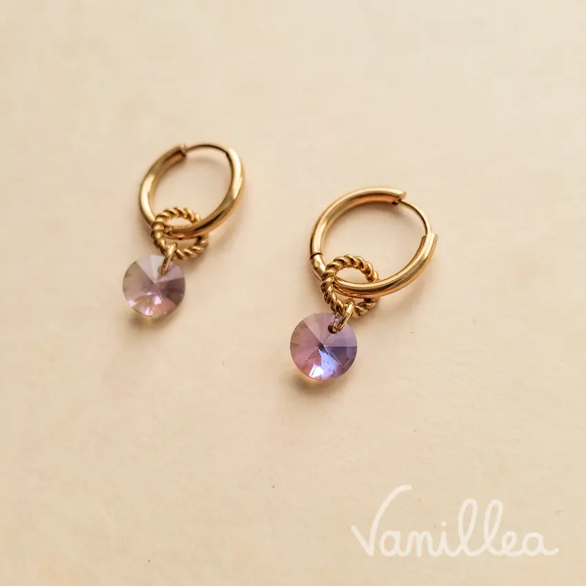 Boucles chic violet brillant en acier inoxydable doré