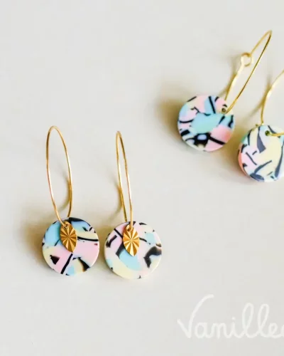 Boucles d’oreilles rondes pastel – JACKIE 🌈