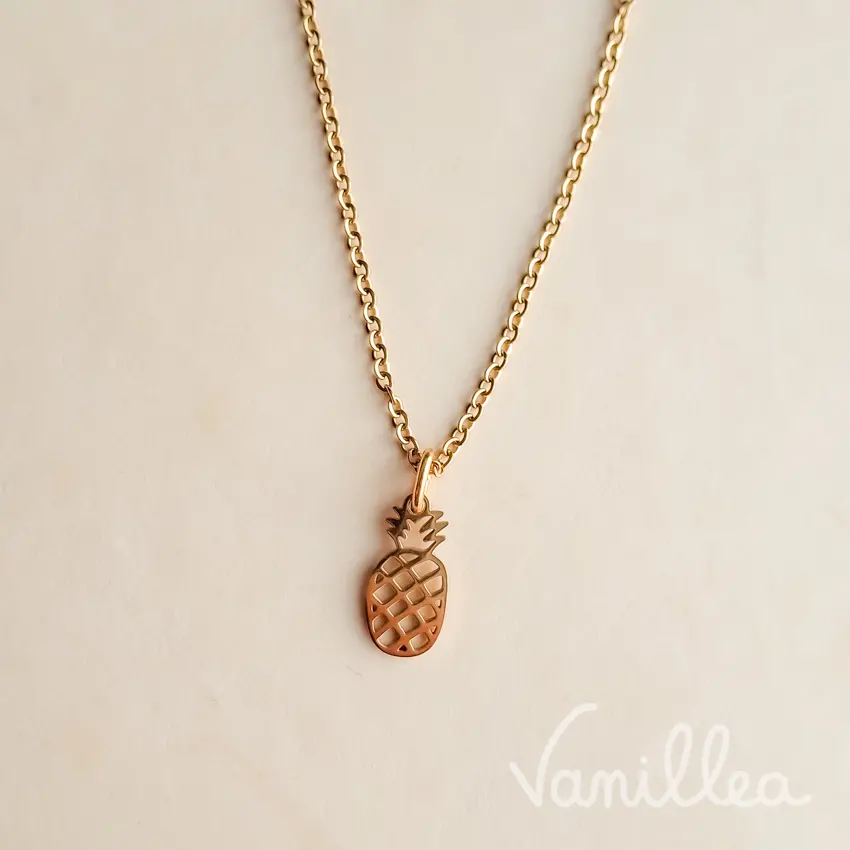 pendentif ananas doré femme style tropical minimaliste