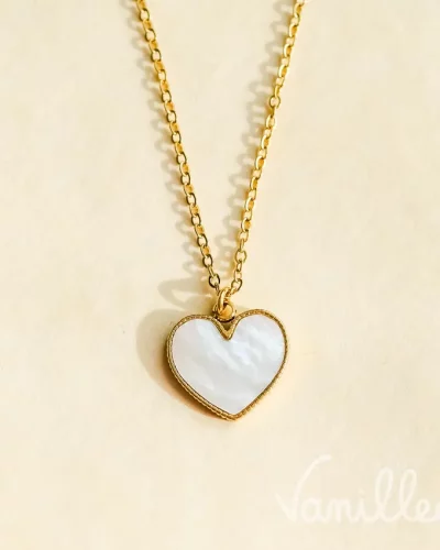 Collier cœur nacre délicat 🤍