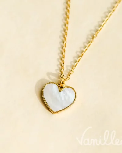 Collier cœur nacre délicat 🤍