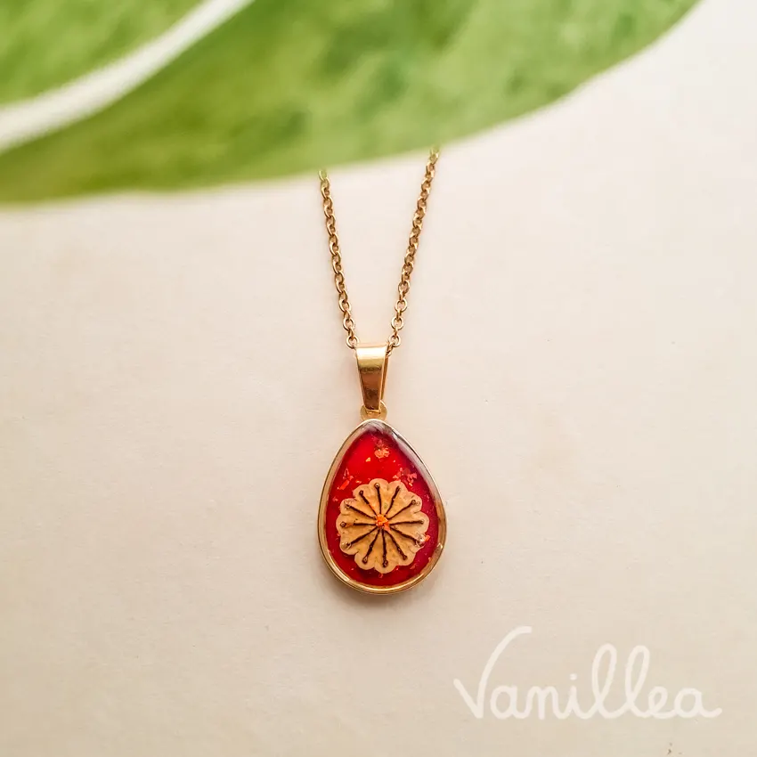Collier coquelicot rouge goutte fleur naturelle