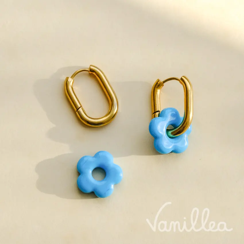 Boucles fleur en verre bleu clair FIORELLA