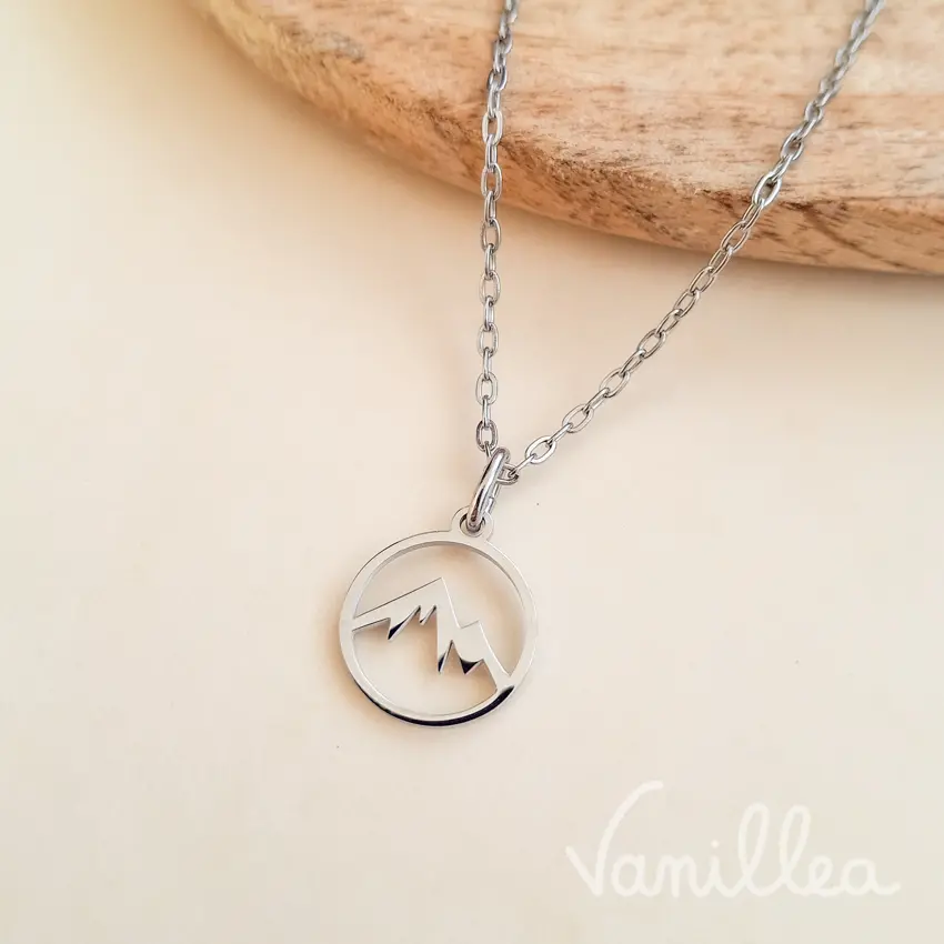 Collier montagne fin argenté pour femme