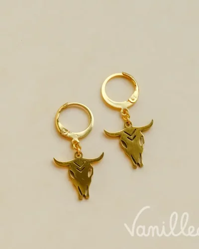 Boucles dormeuses tête de taureau dorées 🐂