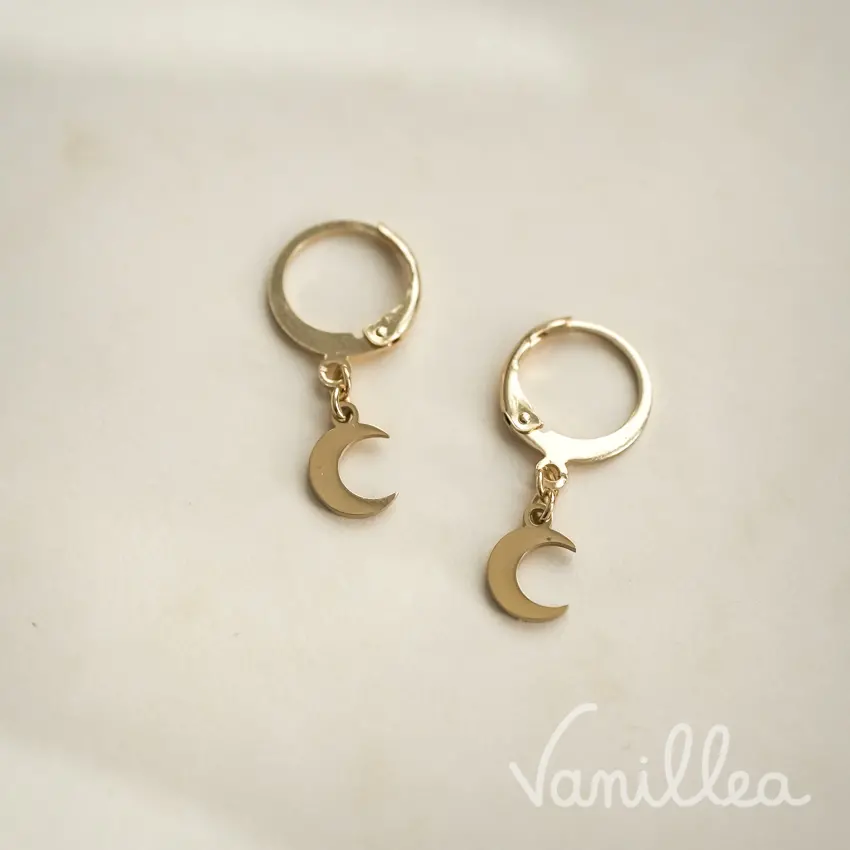 Mini boucles lunes en acier inoxydable doré