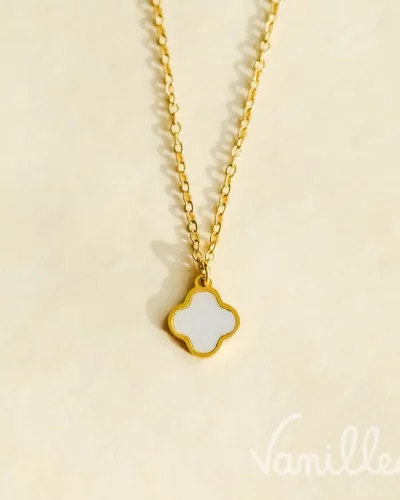 🤍 Collier petite croix en nacre – CRUZ