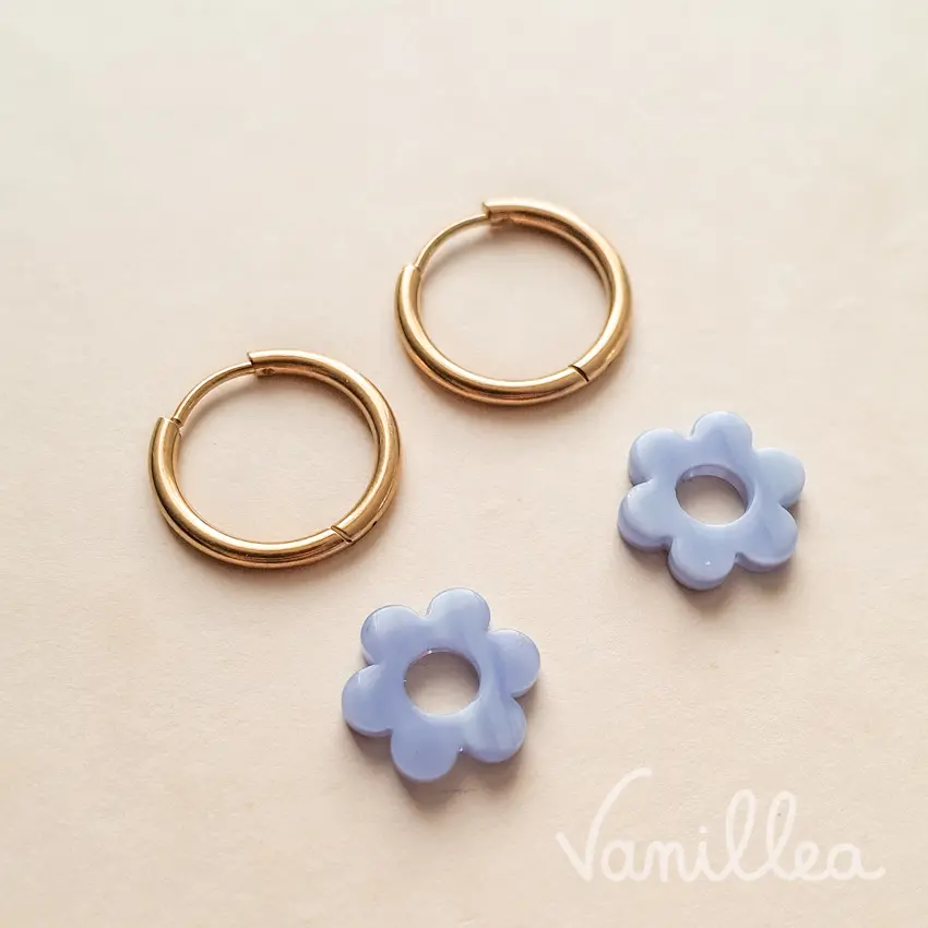 Pampilles fleurs bleu pastel