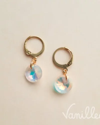 Boucles dormeuses cristal irisé ✨ | NEIGE