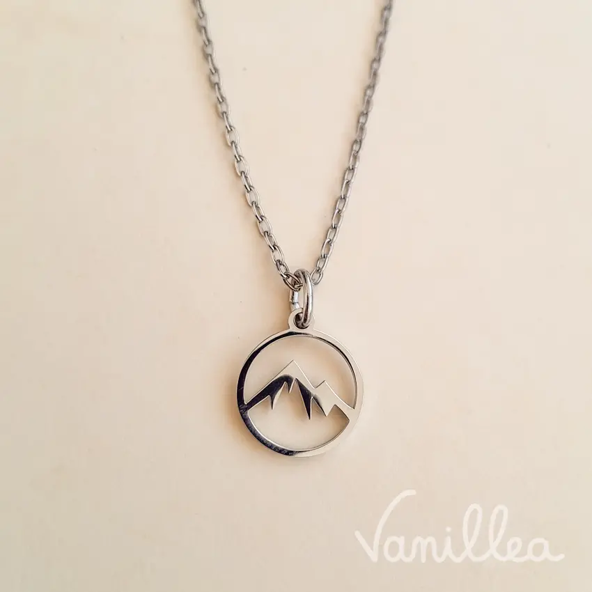 Collier montagne minimaliste argent pendentif cercle