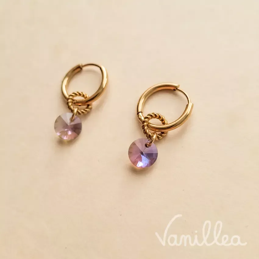 Boucles chic violet brillant en acier inoxydable doré