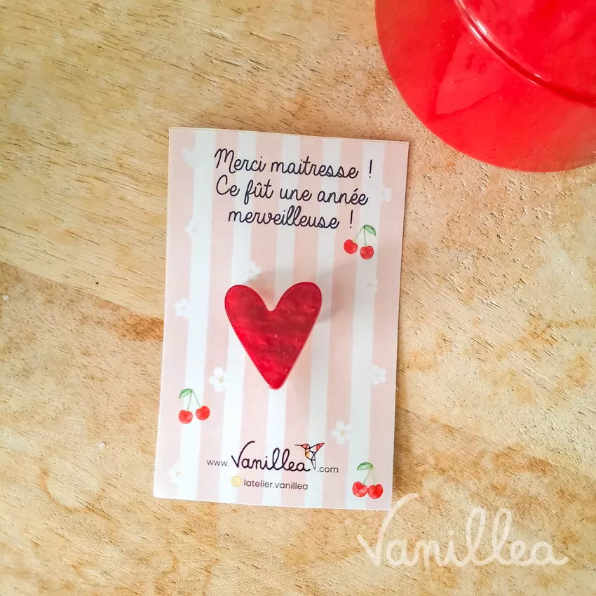 Cadeau maîtresse, Bijou coeur rouge, Idée cadeau maîtresse, Cadeau fin d’année, Bijou symbolique, Cadeau femme, Petit bijou, Accessoire élégant, Merci maîtresse, Coeur rouge