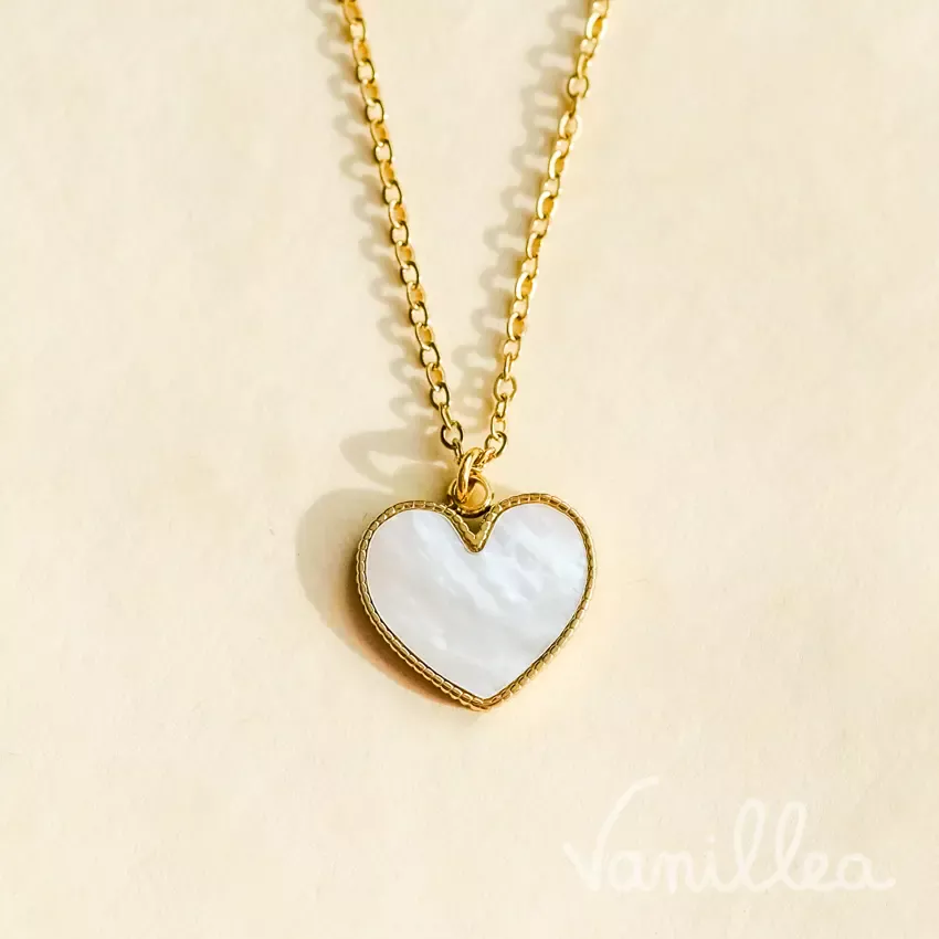 Collier coeur doré