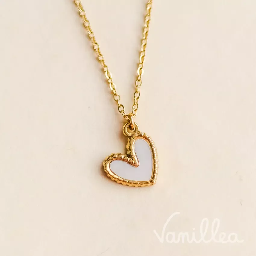 Collier coeur en nacre en acier doré