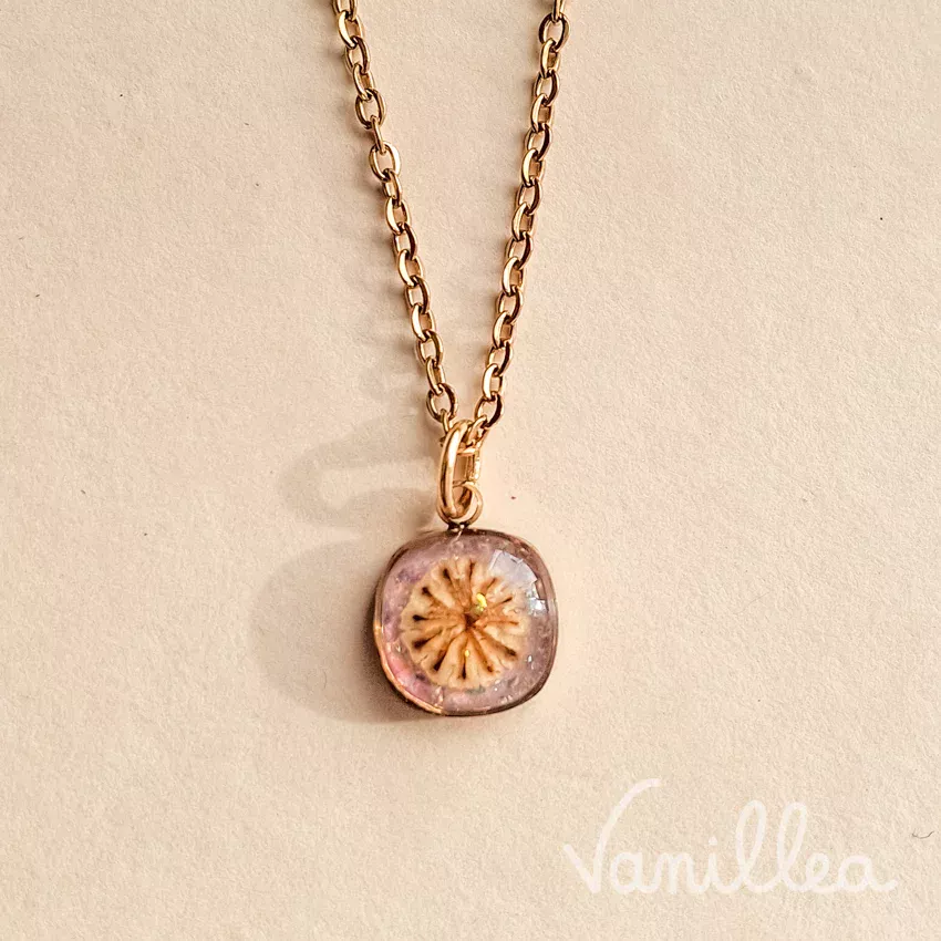 Collier fleur naturelle coquelicot rose