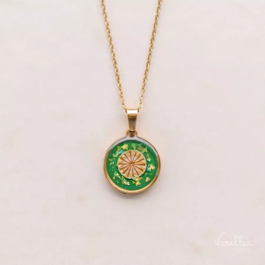 Collier nature en fleurs de coquelicot