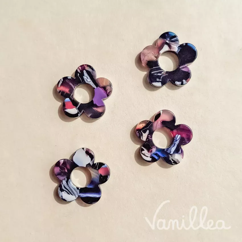 pampille fleur résine multicolore marbrée 20 mm face